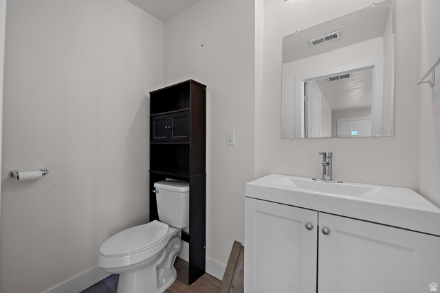 895 400 North Orem, UT 84057 - Photo 14 of 46