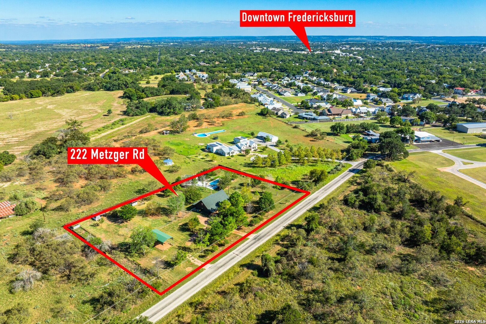 222 Metzger Road Fredericksburg, TX 78624 - Photo 2 of 34