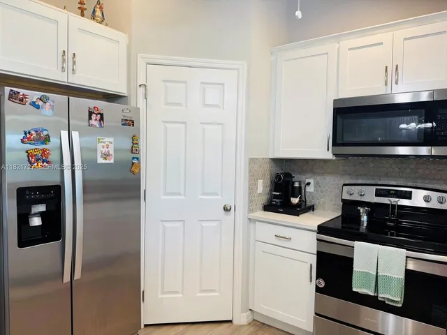 $2,200 | 500 Northwest 5th Street, Cape Coral, FL 33993