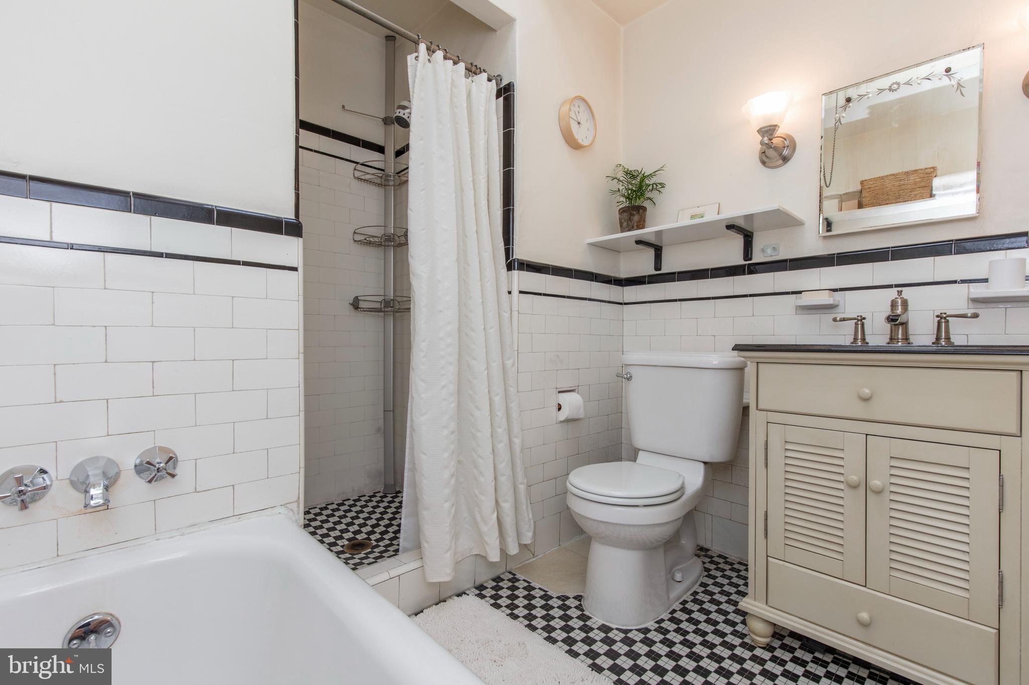 148 Roumfort Road Philadelphia, PA 19119 - Photo 21 of 33 Hall bathroom