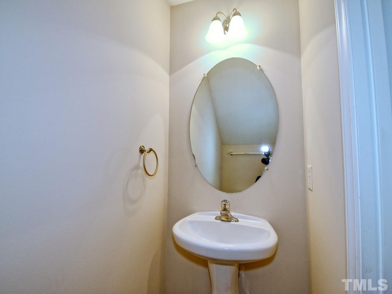 3433 Ferdilah Lane Raleigh, NC 27610 - Photo 25 of 39 Gallery Image 25
