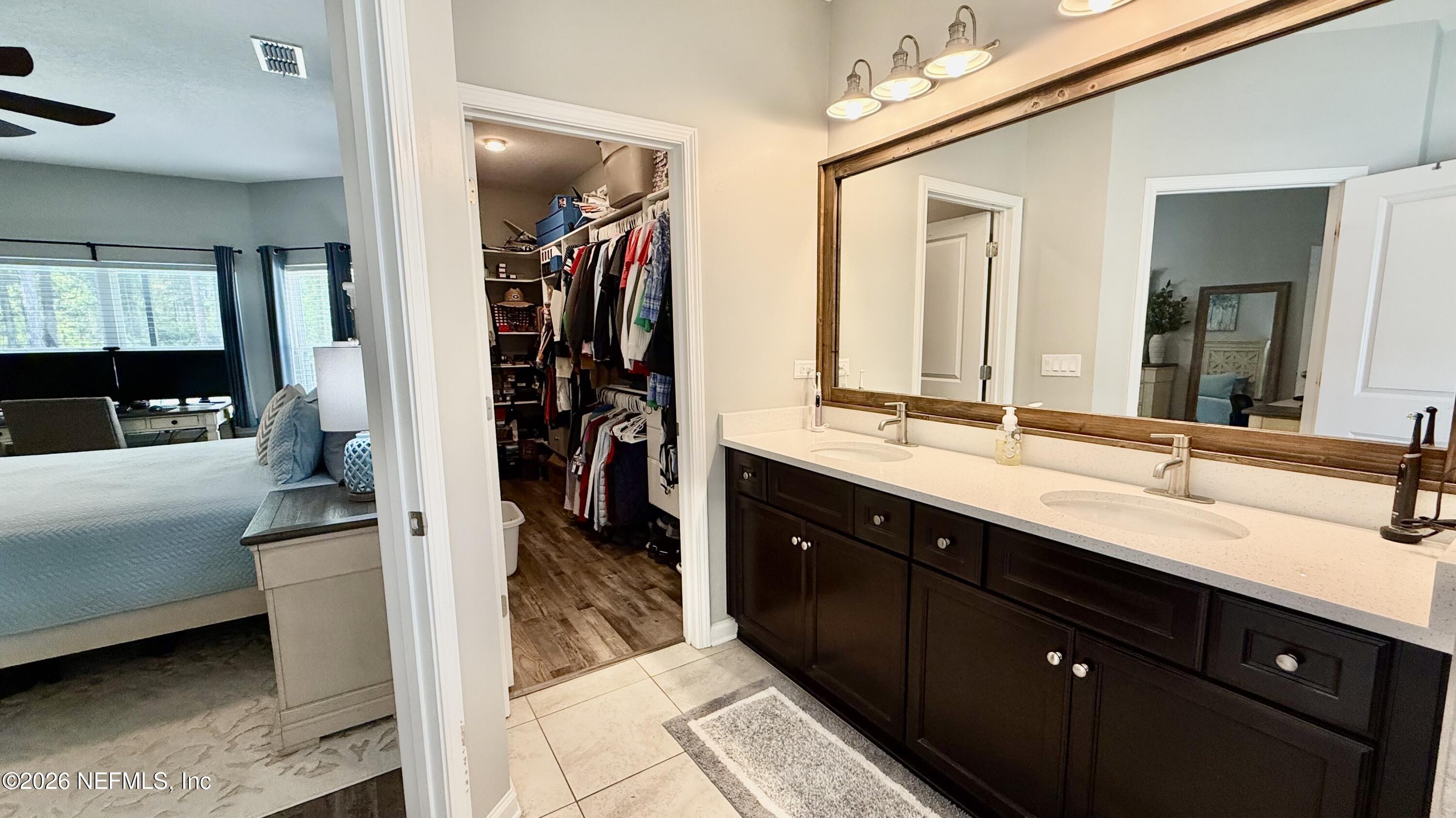 78643 Goldfinch Lane Yulee, FL 32097 - Photo 25 of 60 Master Bath