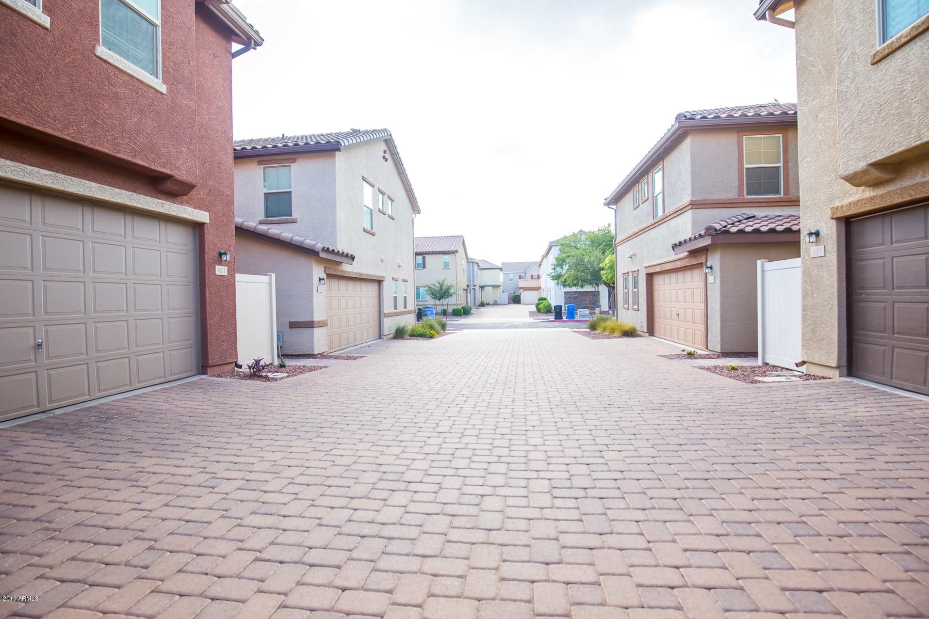 511 North Ranger Trail Gilbert, AZ 85234 - Photo 19 of 26 View of Paved Driveway