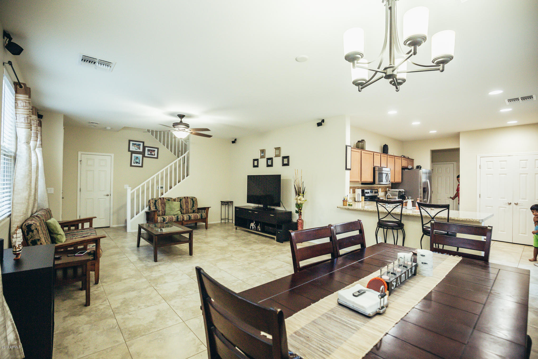 511 North Ranger Trail Gilbert, AZ 85234 - Photo 4 of 26 Great Room from opposite side