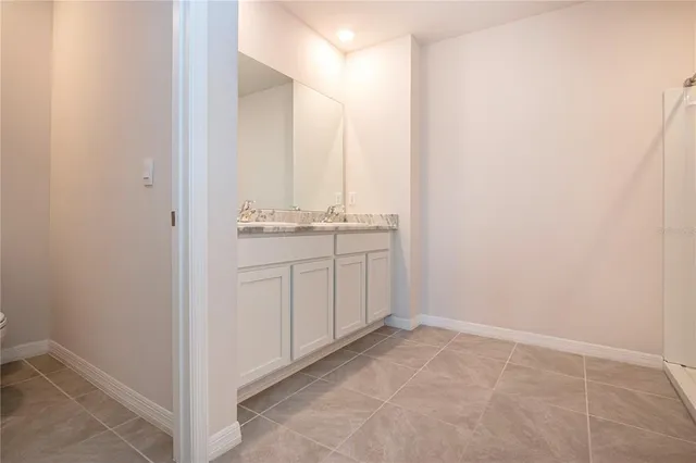 $4,200 | 3513 Hilltop Circle, Bradenton, FL 34211