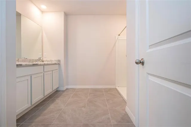 $4,200 | 3513 Hilltop Circle, Bradenton, FL 34211