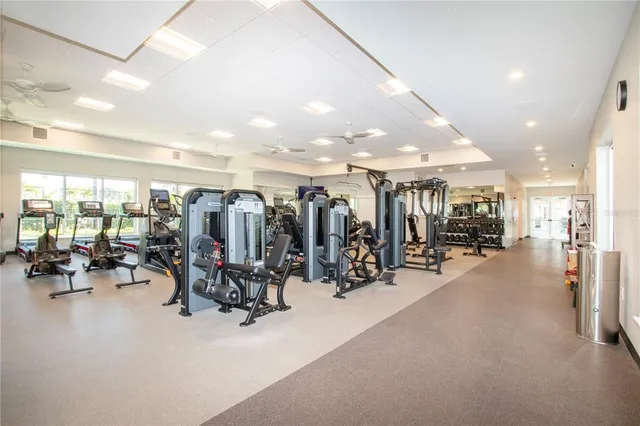 $4,200 | 3513 Hilltop Circle, Bradenton, FL 34211