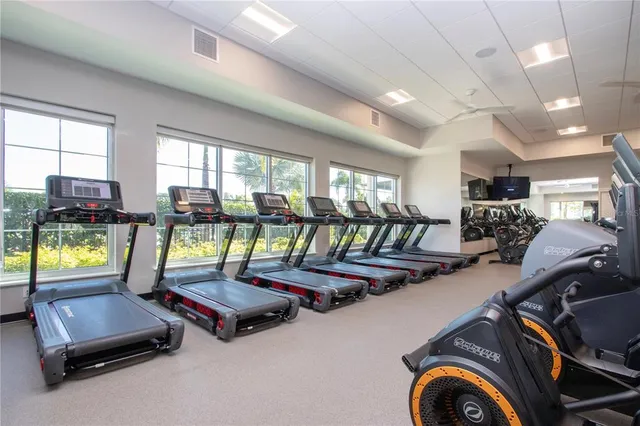 $4,200 | 3513 Hilltop Circle, Bradenton, FL 34211