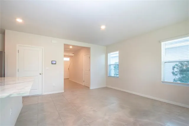 $4,200 | 3513 Hilltop Circle, Bradenton, FL 34211