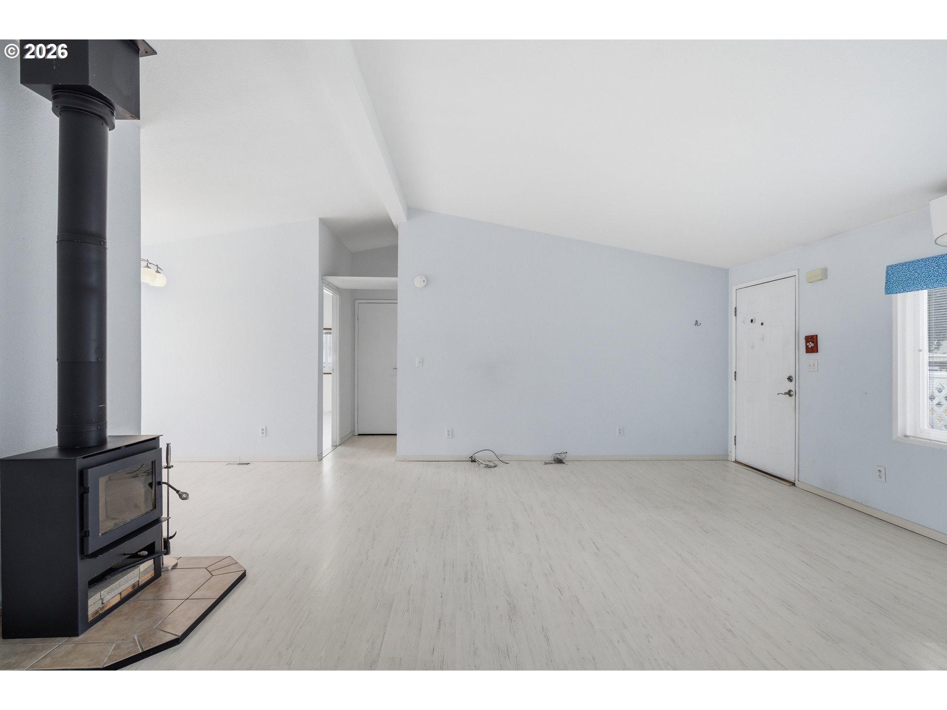 15619 Northeast Caples Road, Unit 29 Brush Prairie, WA 98606 - Photo 5 of 15 Living Room
