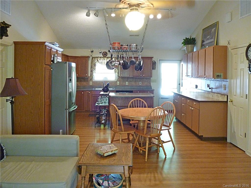 110 Bryant Road Swannanoa, NC 28778 - Photo 14 of 21 Gallery Image 14