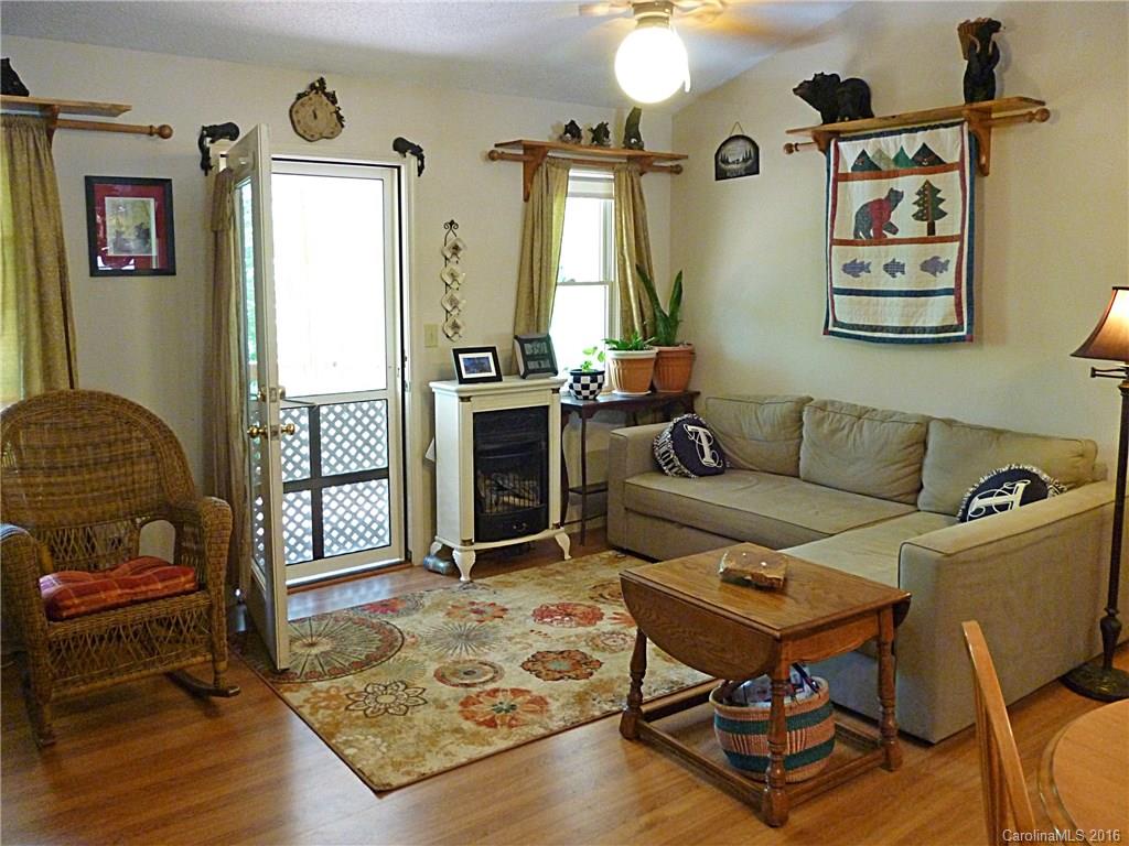 110 Bryant Road Swannanoa, NC 28778 - Photo 17 of 21 Gallery Image 17