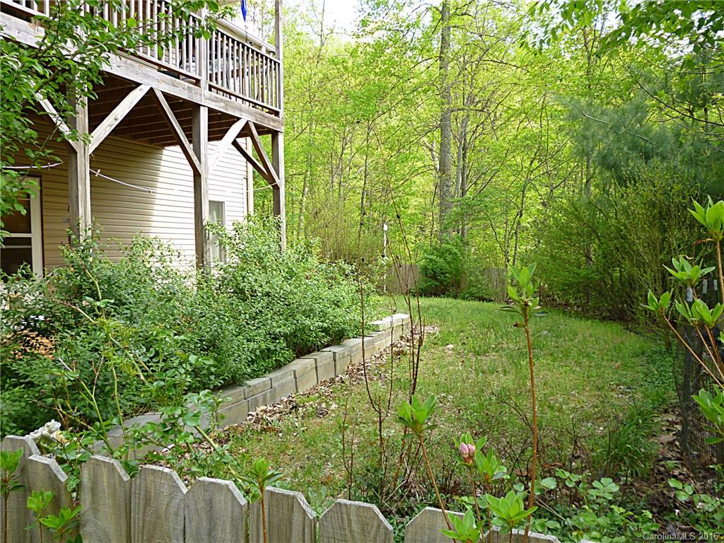 110 Bryant Road Swannanoa, NC 28778 - Photo 5 of 21 Gallery Image 5