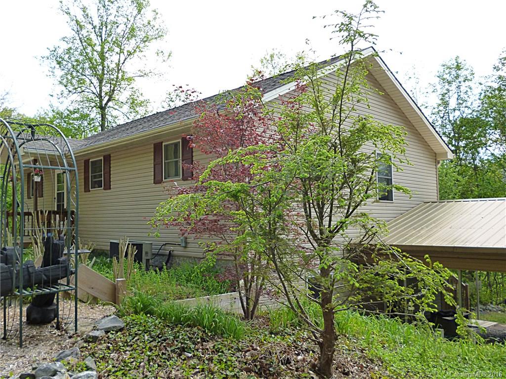 110 Bryant Road Swannanoa, NC 28778 - Photo 7 of 21 Gallery Image 7