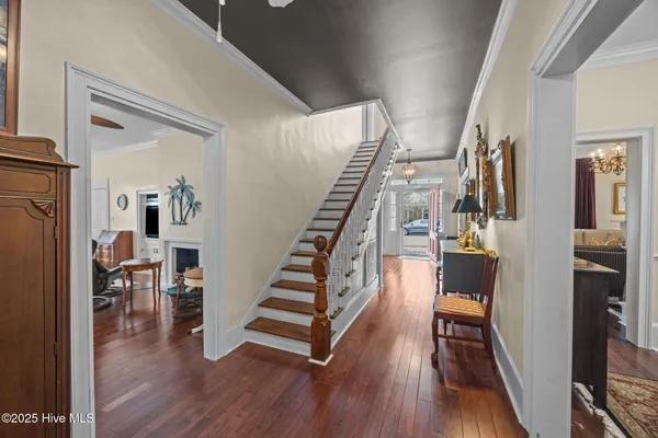 $949,900 | 612 East Main Street, Washington, NC 27889