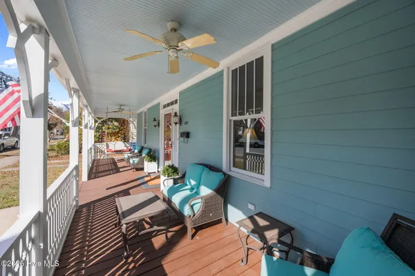 $949,900 | 612 East Main Street, Washington, NC 27889