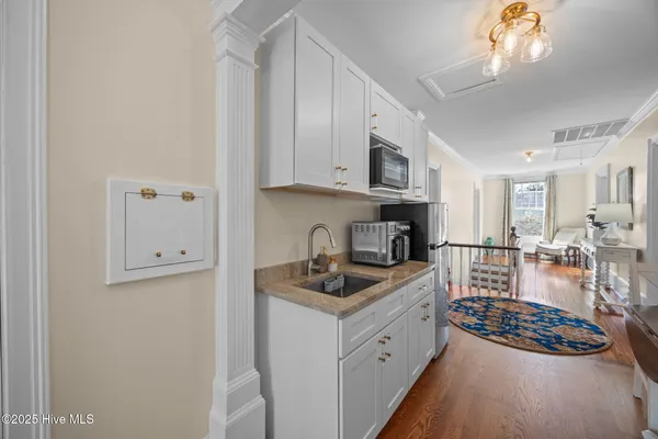 $949,900 | 612 East Main Street, Washington, NC 27889