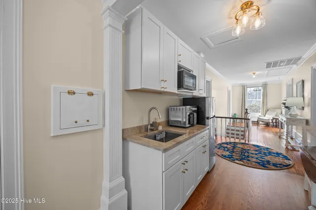 $949,900 | 612 East Main Street, Washington, NC 27889