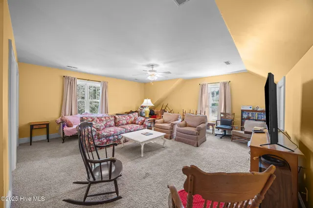 $949,900 | 612 East Main Street, Washington, NC 27889