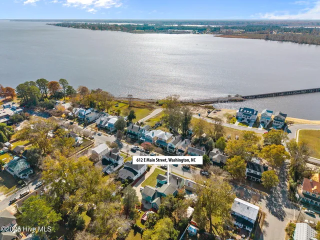 $949,900 | 612 East Main Street, Washington, NC 27889