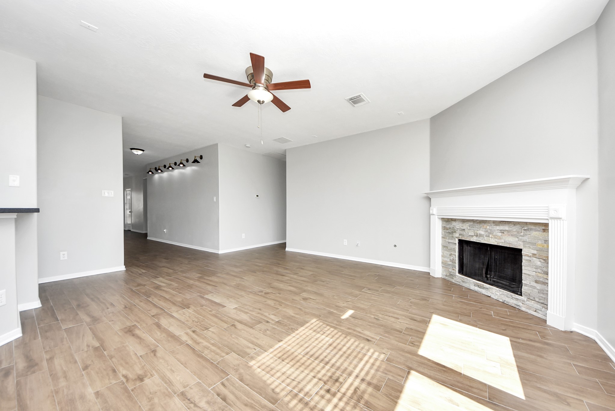 2306 2 Trail Drive Spring, TX 77373 - Photo 5 of 27