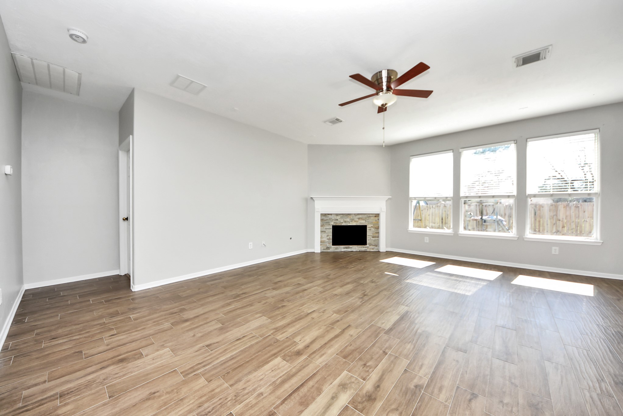 2306 2 Trail Drive Spring, TX 77373 - Photo 6 of 27