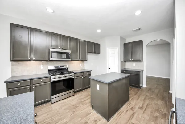 $275,000 | 2306 2 Trail Drive, Spring, TX 77373