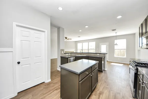 $275,000 | 2306 2 Trail Drive, Spring, TX 77373