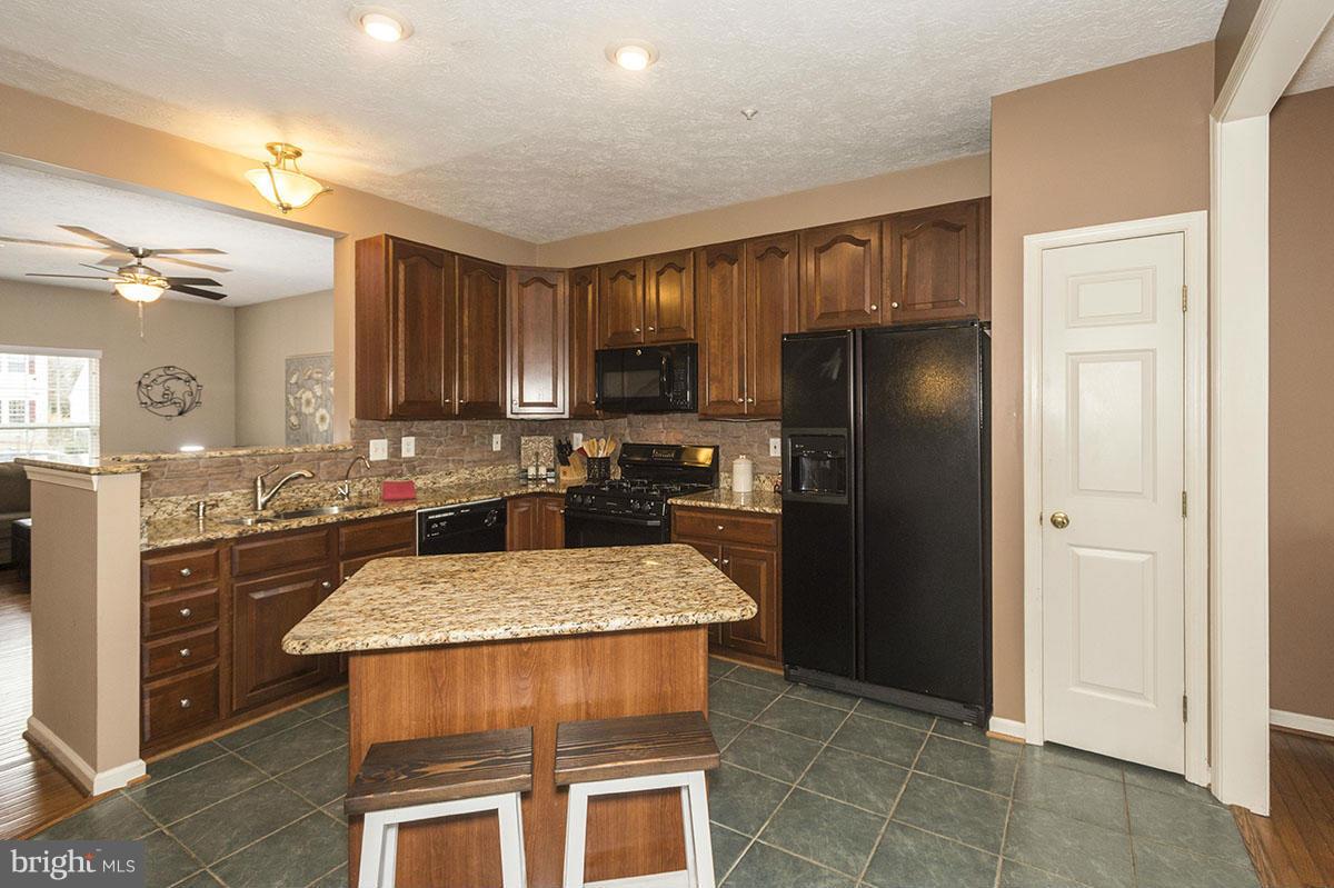 1713 Algonquin Road Frederick, MD 21701 - Photo 11 of 30 Kitchen