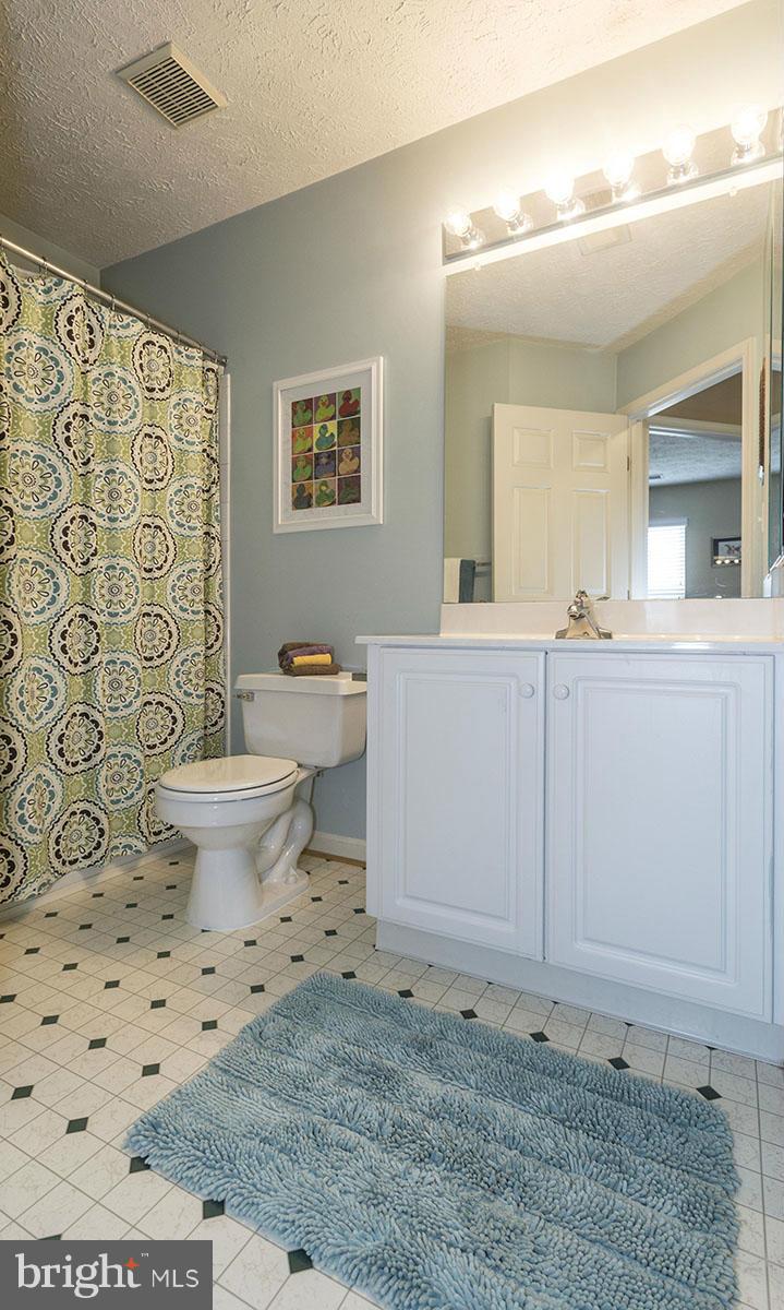 1713 Algonquin Road Frederick, MD 21701 - Photo 21 of 30 Bath