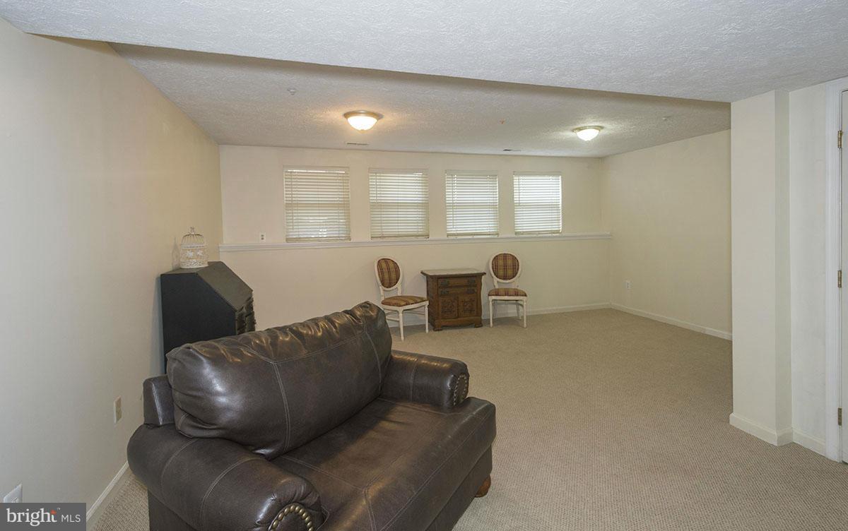 1713 Algonquin Road Frederick, MD 21701 - Photo 25 of 30 Family Room