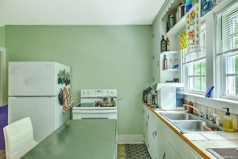 32 Paddy Hill Road South Kingstown, RI 02879 - Photo 9 of 25