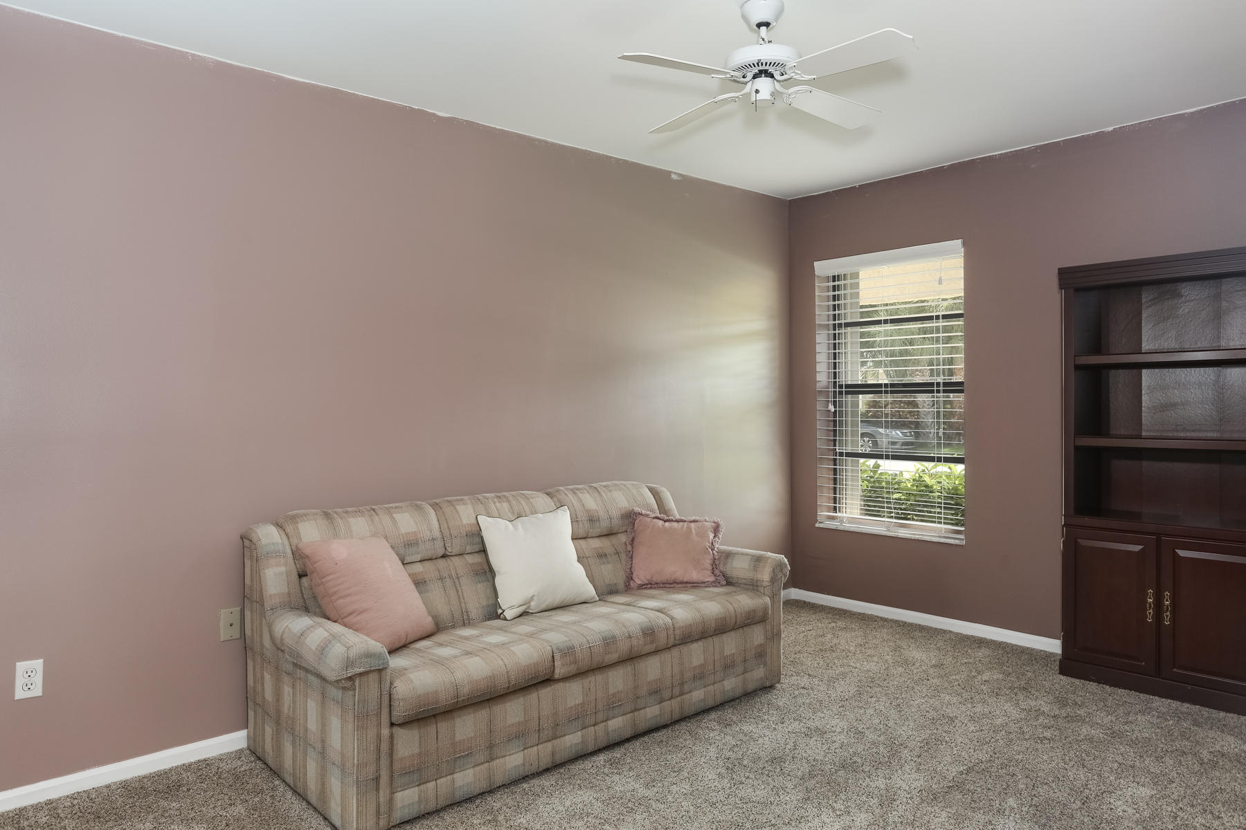 7045 Northwest 2nd Terrace Boca Raton, FL 33487 - Photo 16 of 34 7045_NW_2ns_Terrace-14