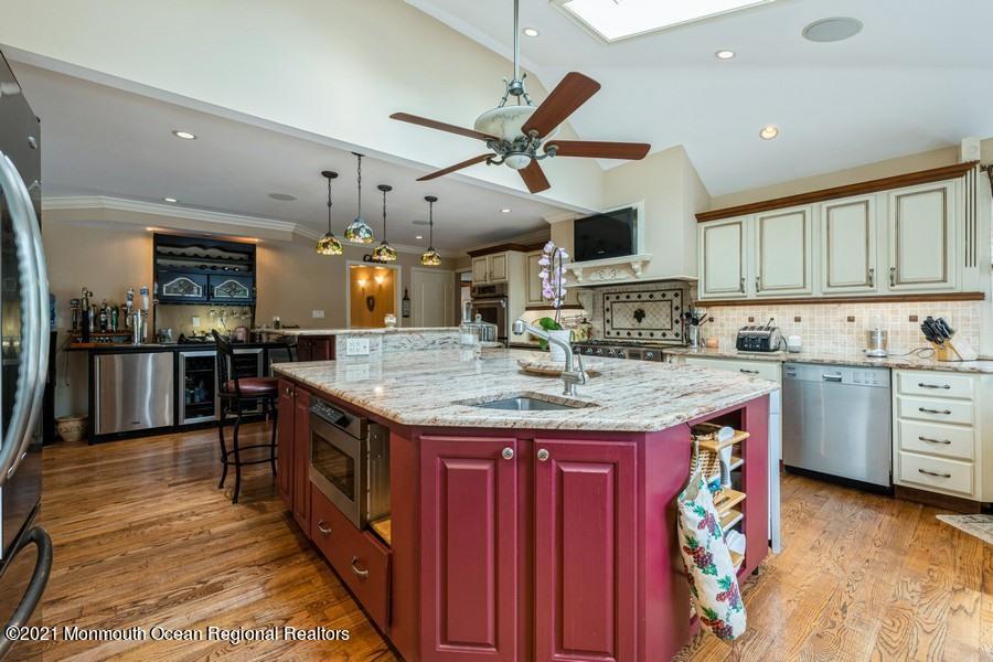 144 Lancaster Road Freehold, NJ 07728 - Photo 12 of 30 11_144-Lancaster-Dr_2016_Web