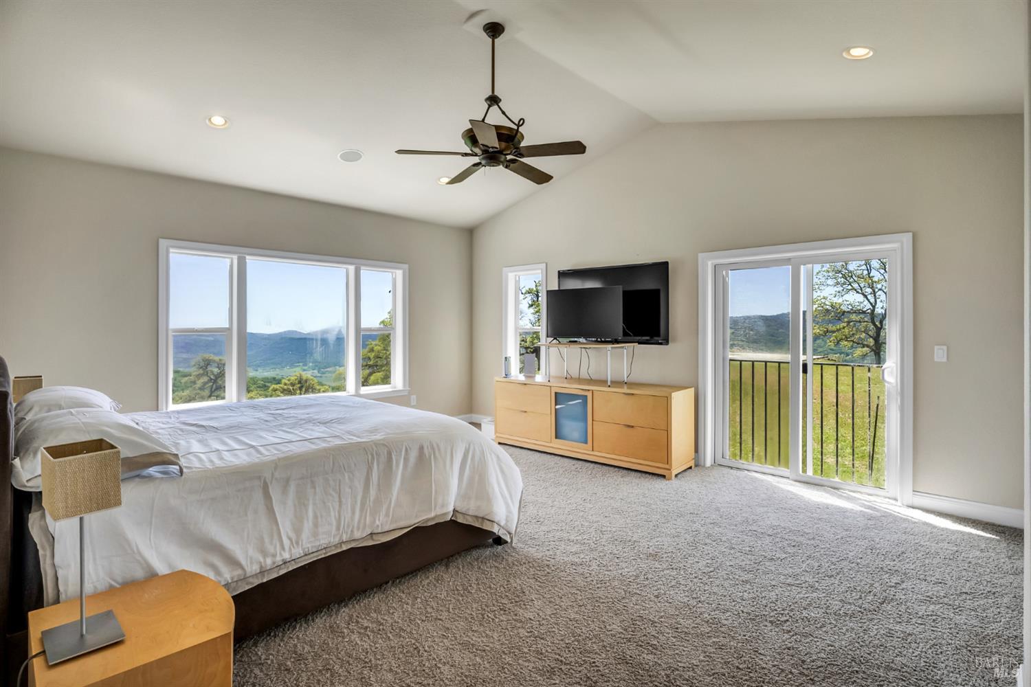 95 Longhorn Ridge Road Napa, CA 94558 - Photo 26 of 58