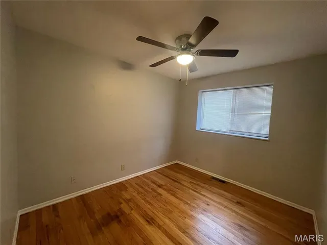 $850 | 255 Chambers Road, Unit A, St. Louis, MO 63137