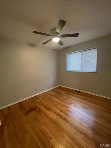 $850 | 255 Chambers Road, Unit A, St. Louis, MO 63137