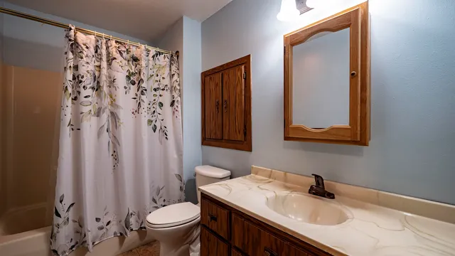 $1,165,000 | 9205 Willow Lane, Fremont, WI 54940