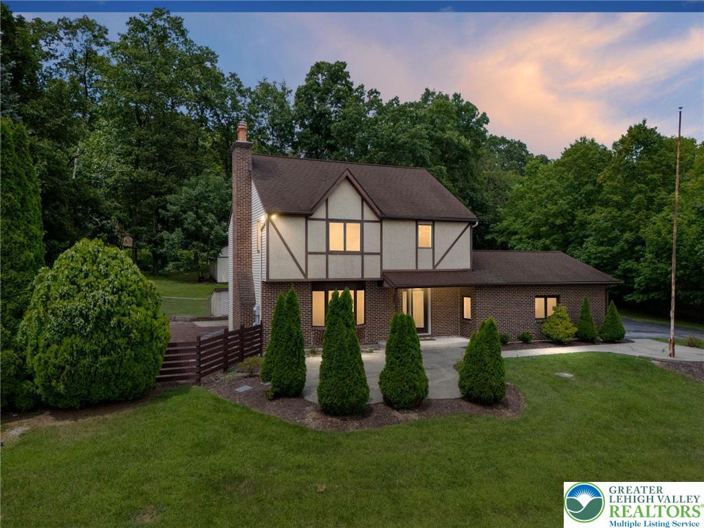 6265 Venture Court Slatington, PA 18080 - Photo 2 of 48