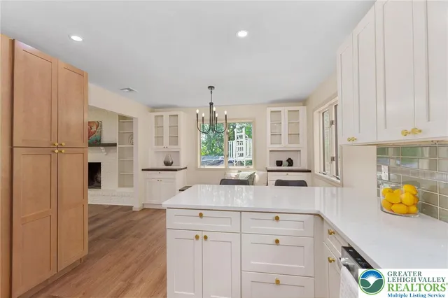 $519,900 | 6265 Venture Court, Slatington, PA 18080