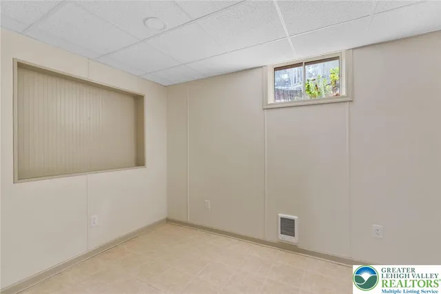 $519,900 | 6265 Venture Court, Slatington, PA 18080