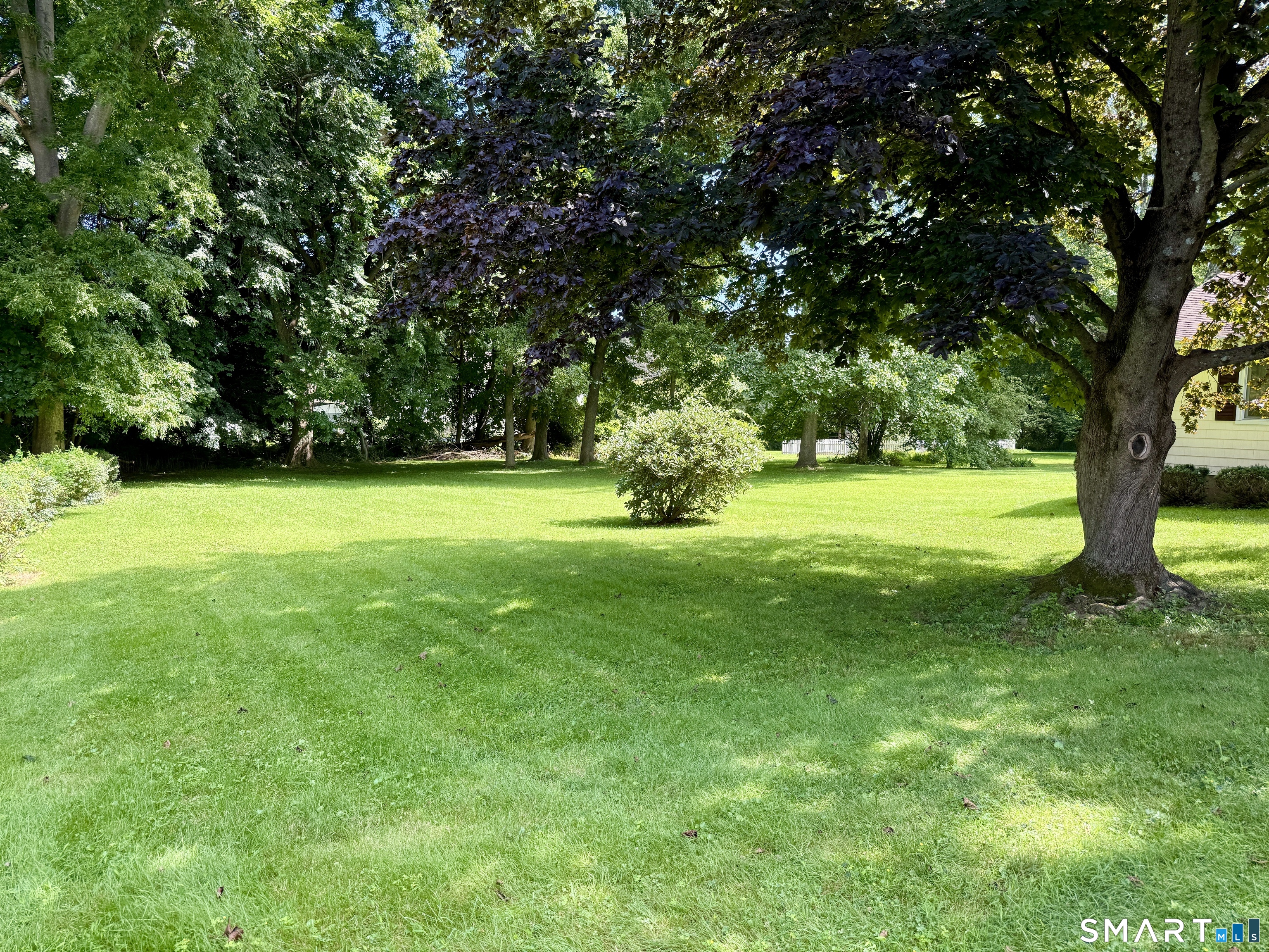 347 Fairlea Road Orange, CT 06477 - Photo 4 of 40 Gallery Image 4