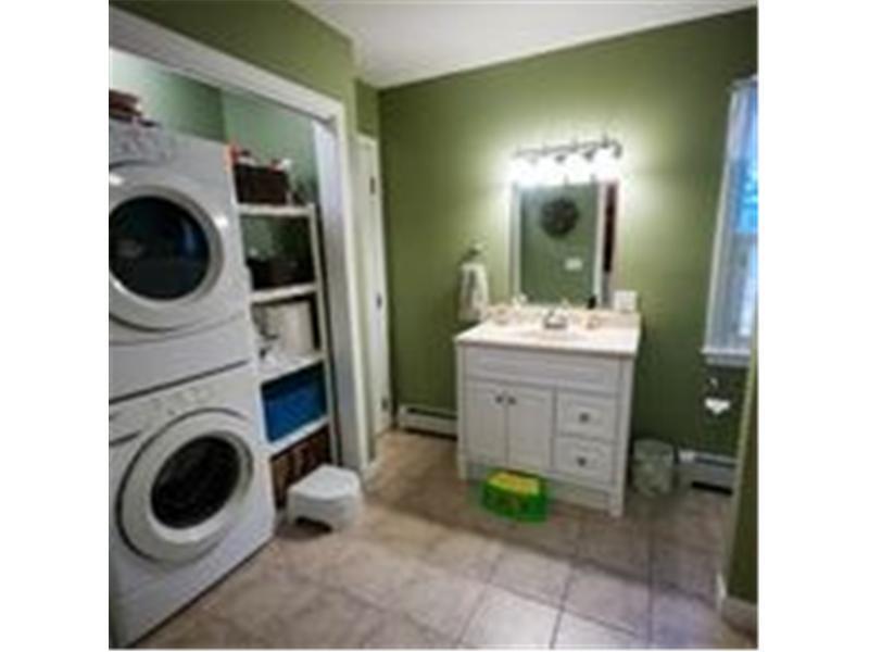 15 Gem Way Windham, ME 04062 - Photo 17 of 20 Bathroom.
