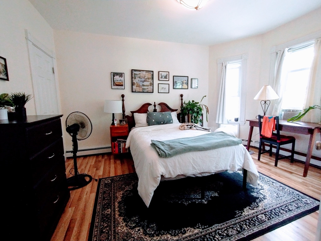 10 Hardwick Street, Unit 2 Cambridge, MA 02141 - Photo 8 of 11