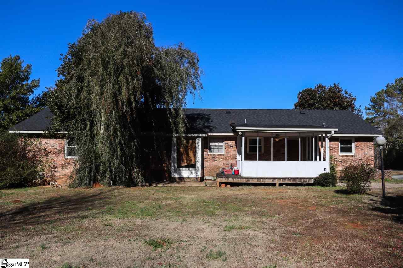 416 Quail Creek Road Clinton, SC 29325 - Photo 2 of 11 Gallery Image 2