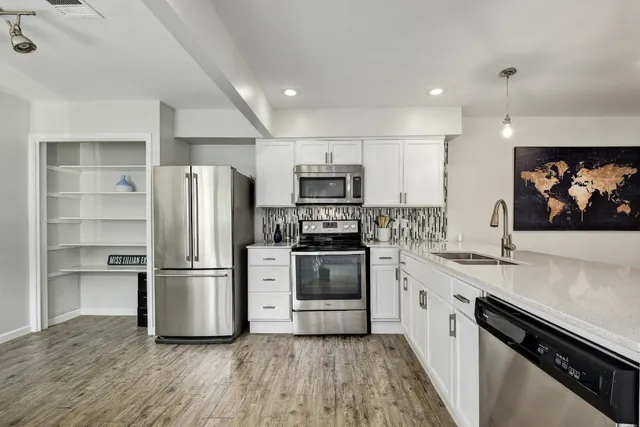 $1,995 | 1701 Timber Brush Trail, Austin, TX 78741