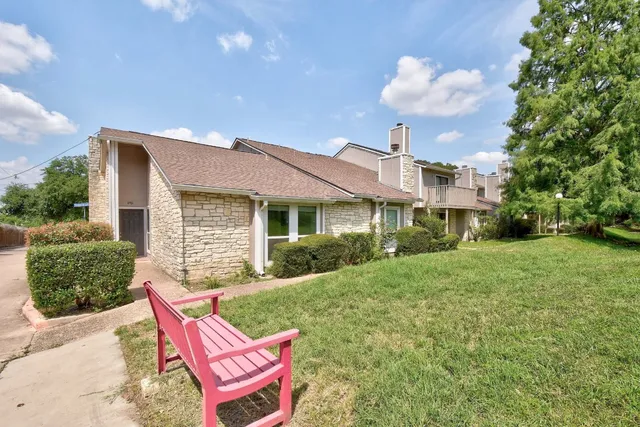 $1,995 | 1701 Timber Brush Trail, Austin, TX 78741