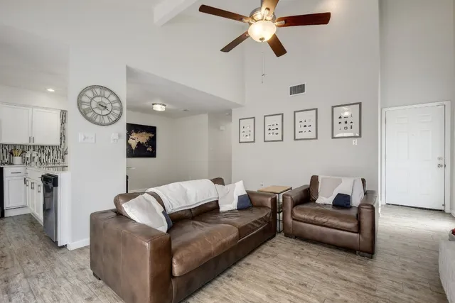 $1,995 | 1701 Timber Brush Trail, Austin, TX 78741