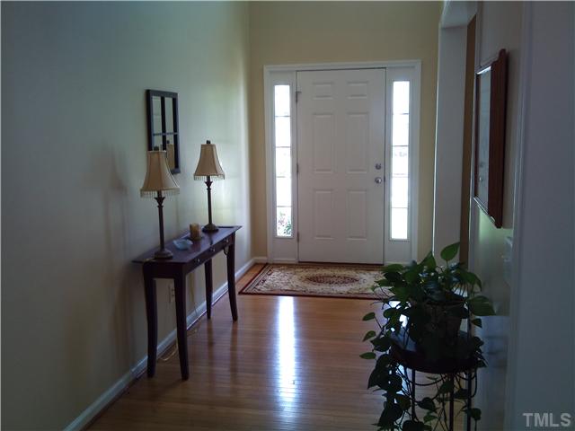 108 Riley Oaks Lane Apex, NC 27539 - Photo 4 of 22 Inviting Foyer!