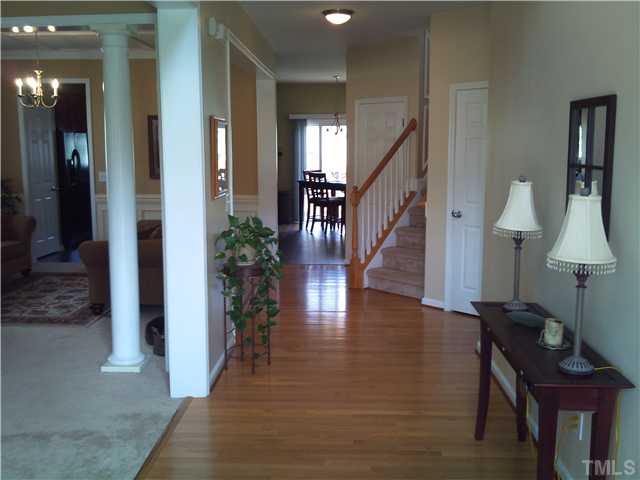108 Riley Oaks Lane Apex, NC 27539 - Photo 9 of 22 Gallery Image 9